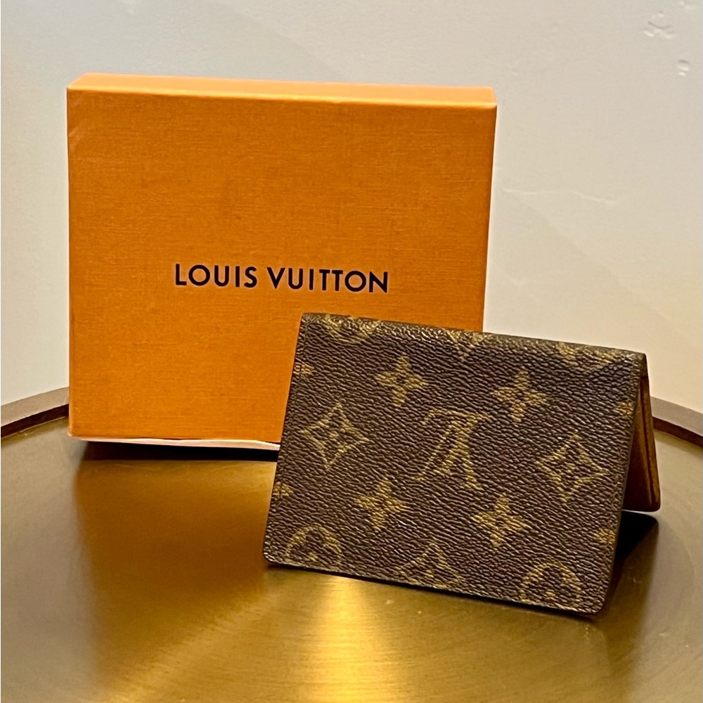 Authentic Louis Vuitton Monogram Vintage Bifold Card Wallet